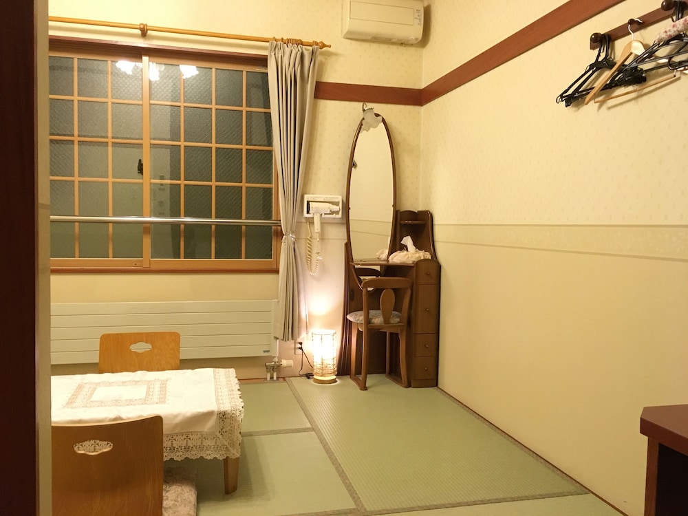 ペンション パピィーテール 函館