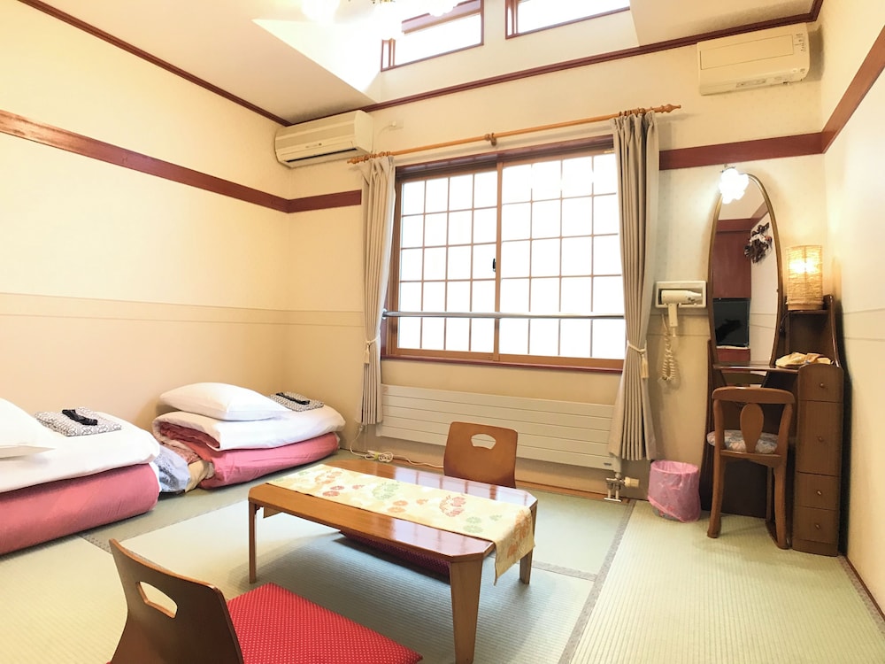 ペンション パピィーテール 函館