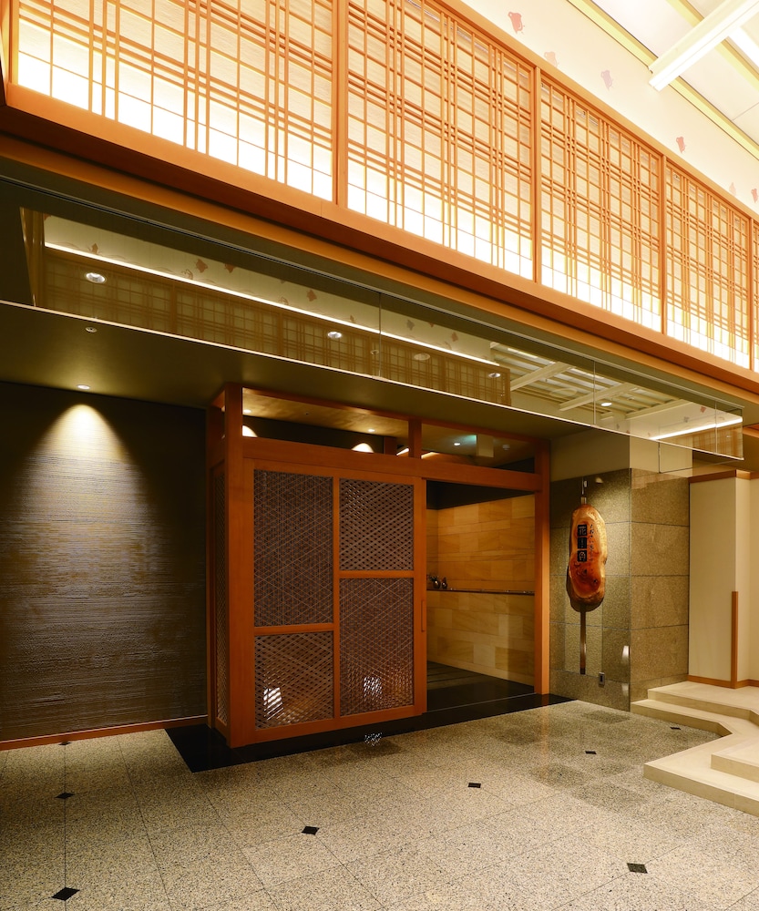 平成館 しおさい亭 花月 函館