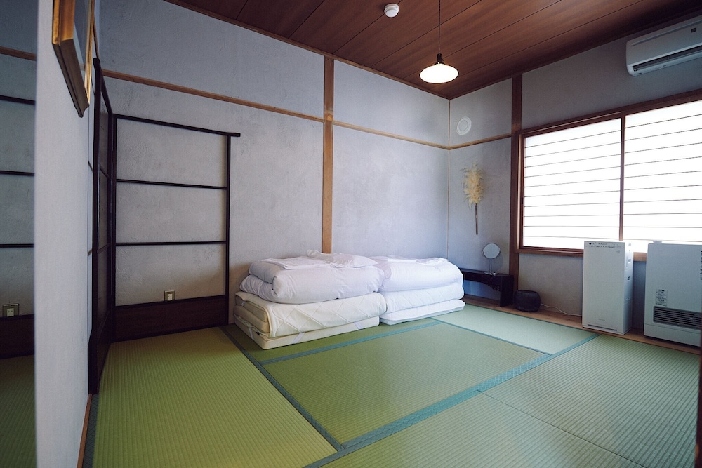 SMALL TOWN HOTEL HAKODATE 函館