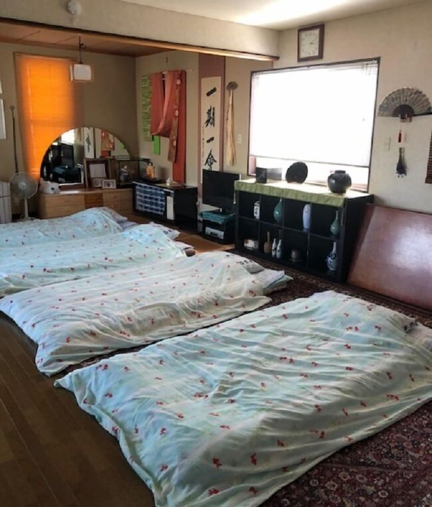 ゲストハウス チャラ 青森