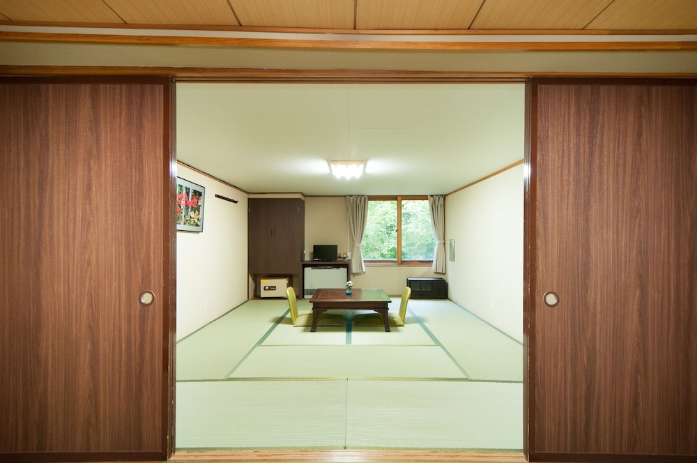 谷地温泉 三沢