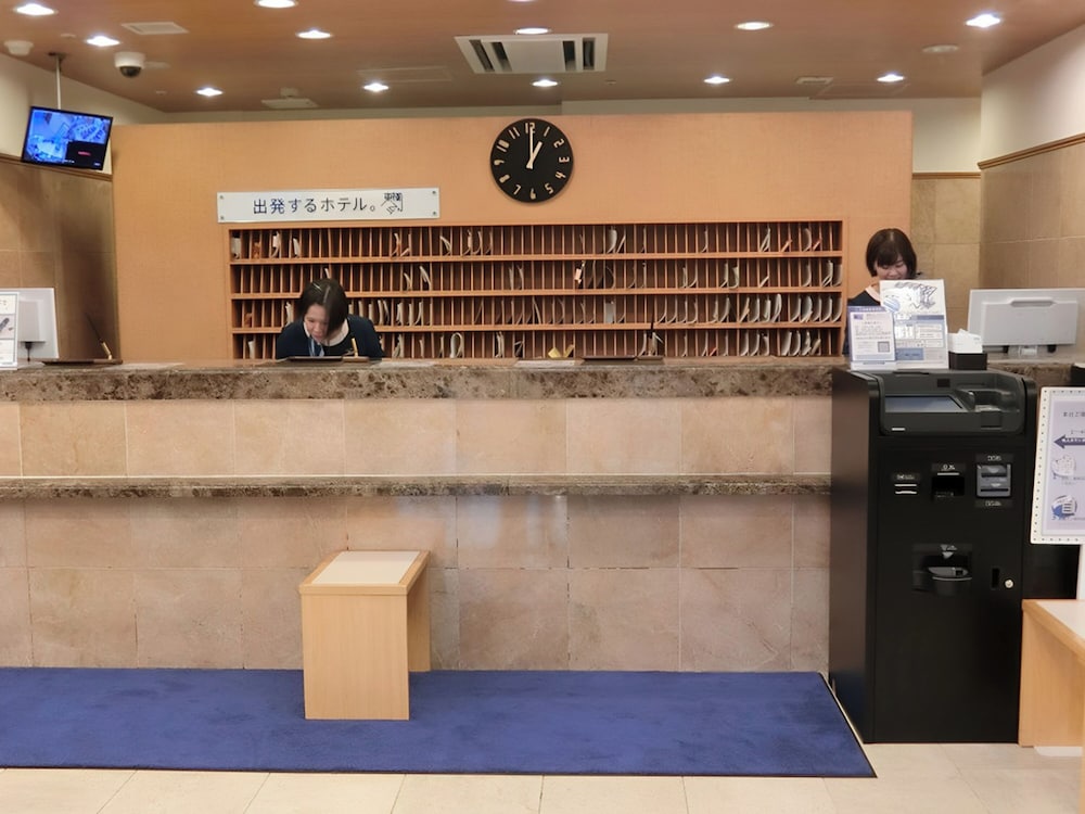 東横 INN 秋田駅東口 秋田