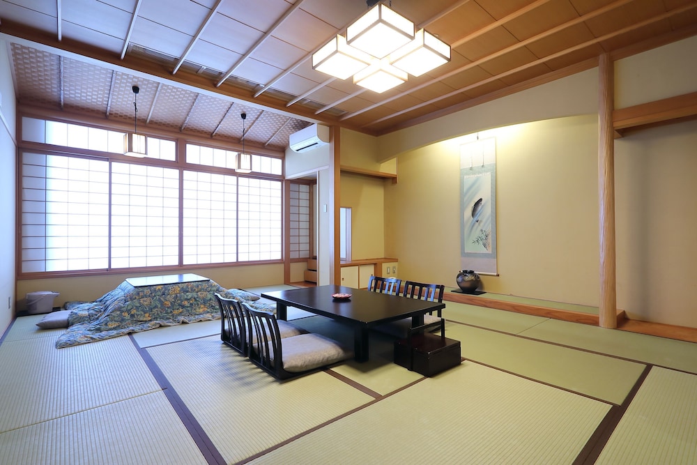 OYO旅館 上畑温泉さわらび 横手 秋田