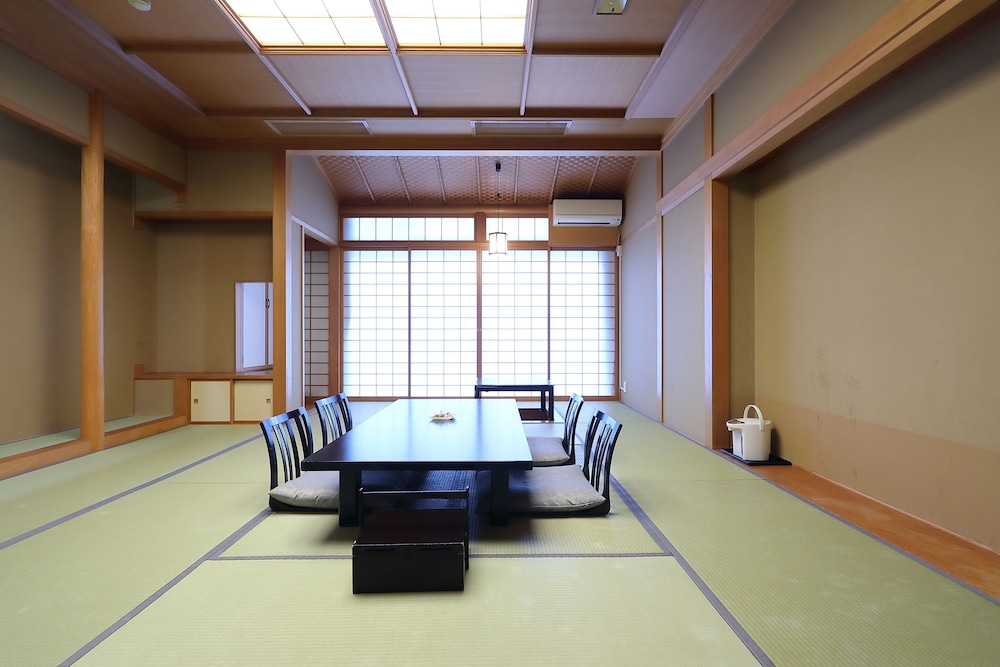 OYO旅館 上畑温泉さわらび 横手 秋田