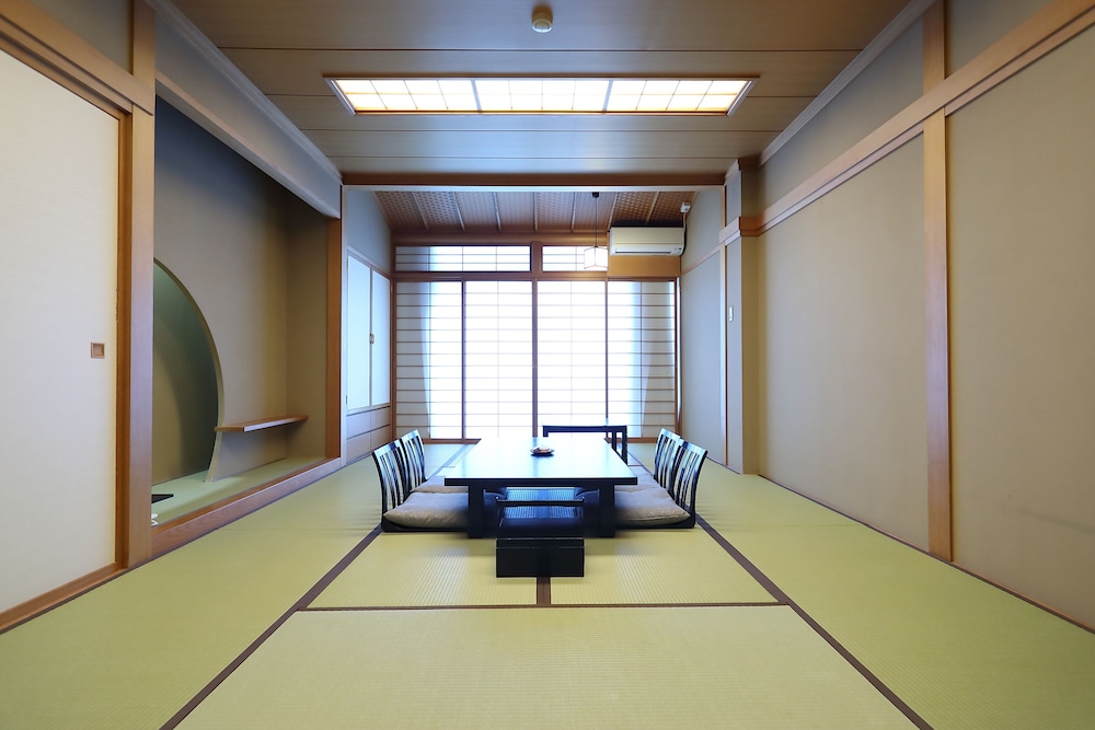 OYO旅館 上畑温泉さわらび 横手 秋田