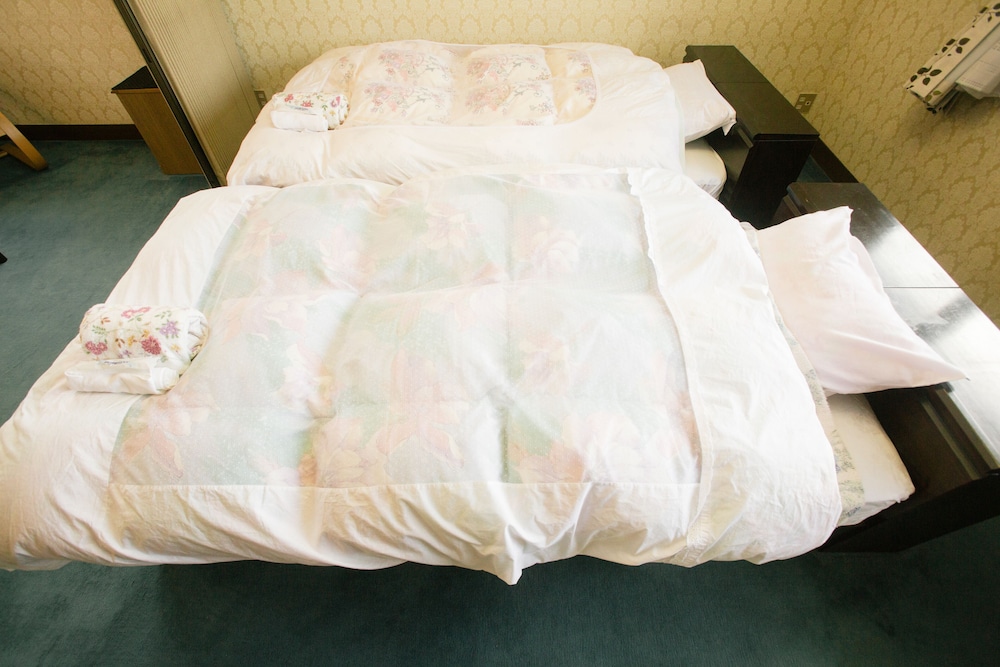 MINPAKU AMBO 秋田