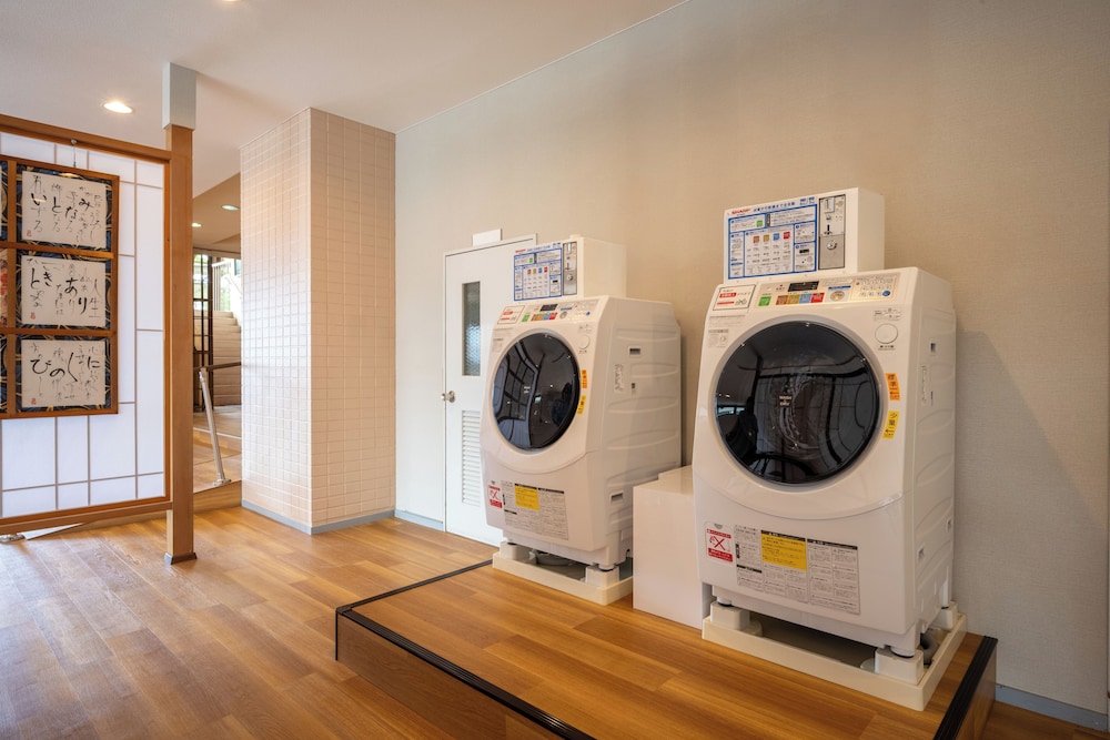 湖畔浪漫の宿かたくりの花 秋田