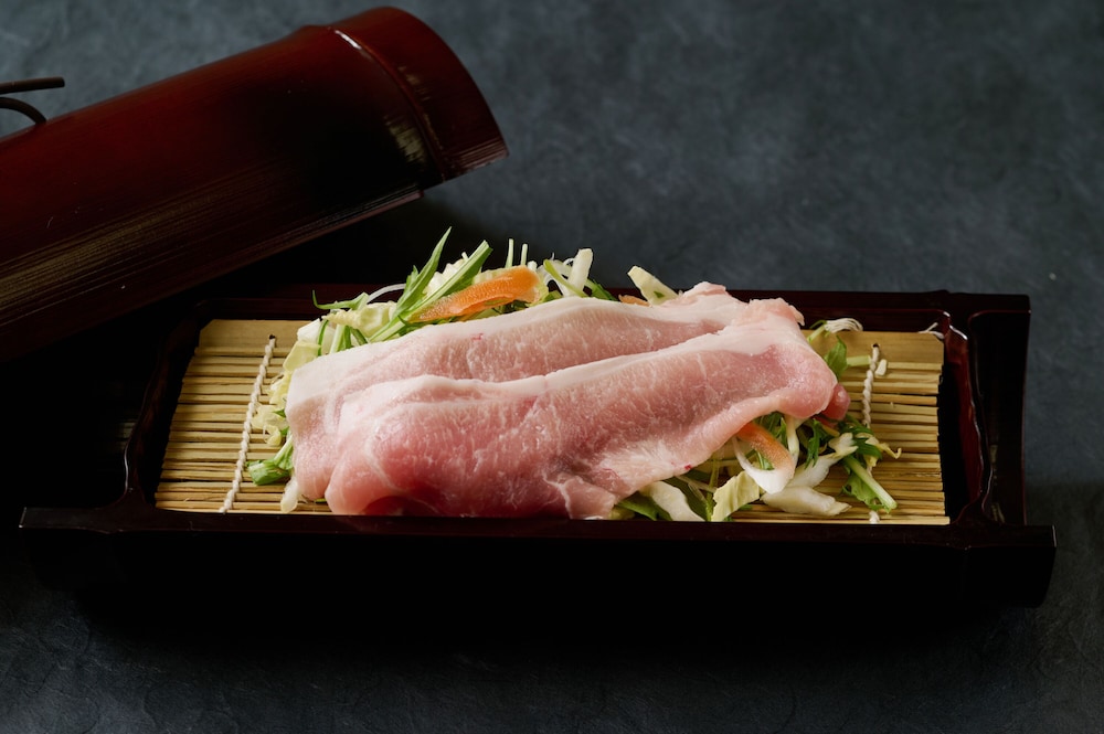 湖畔浪漫の宿かたくりの花 秋田