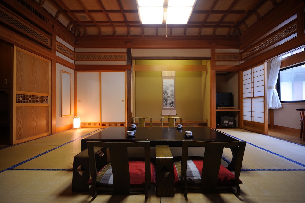 花巻温泉郷 山の神温泉 優香苑 花巻