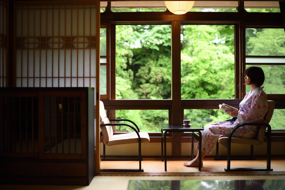 鉛温泉 藤三旅館 花巻