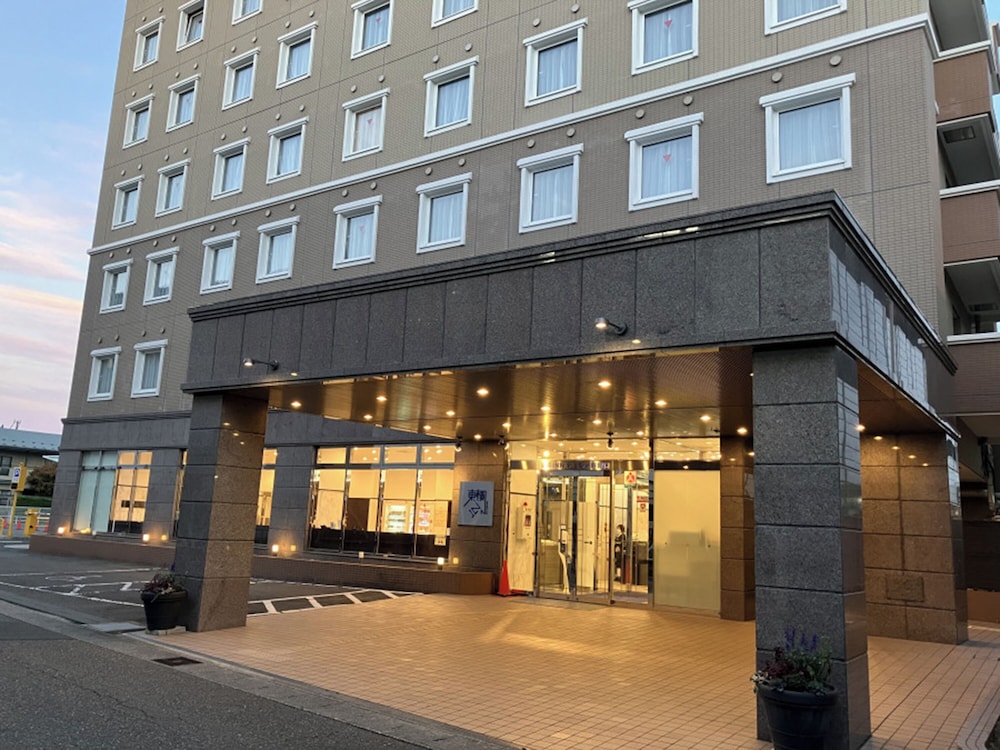 東横 INN 北上駅新幹線口 花巻