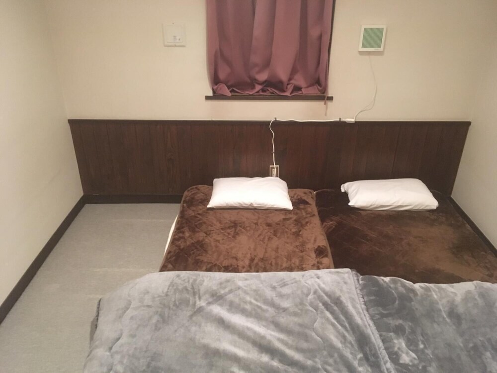 温泉ゲストハウス やすもり 花巻