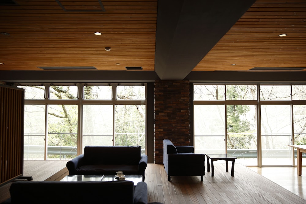 KYOU (きょう) BAR LOUNBGE & INN 仙台
