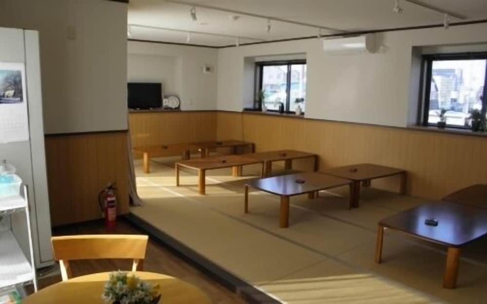 ビジネス旅館　さとや 仙台