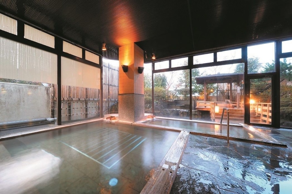 花ごころの湯 新富亭 仙台