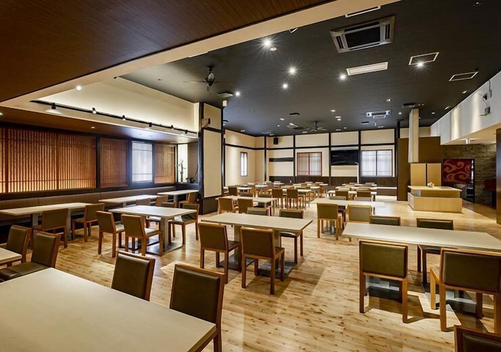 金沢セントラルホテル東館 小松