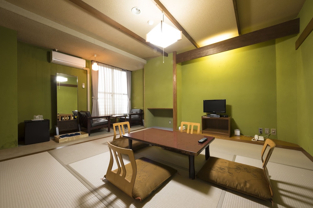 岡ホテル 小松