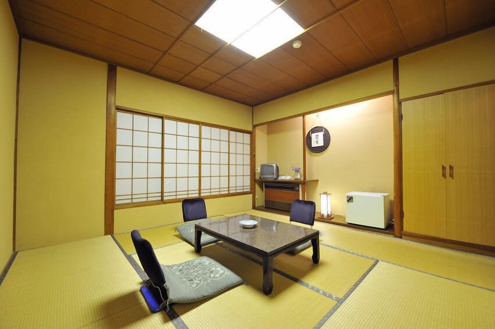 中安旅館 小松