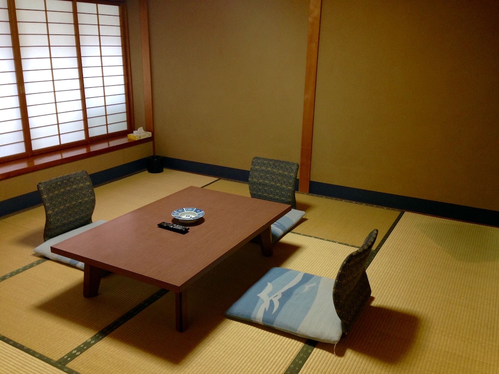 中安旅館 小松