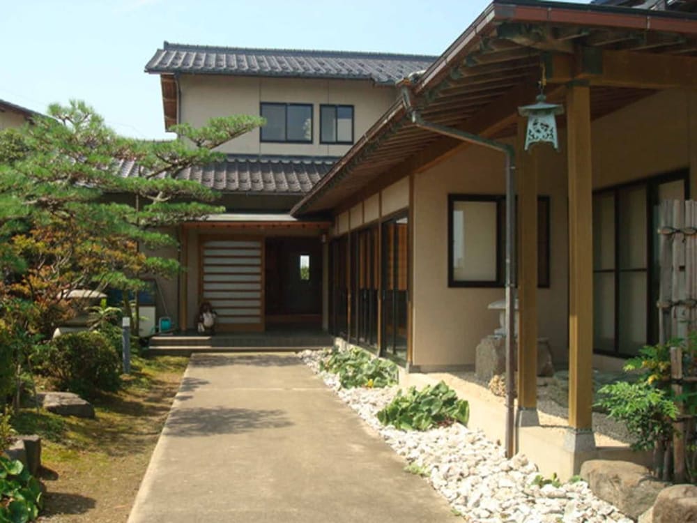 かに・荒磯料理 料理・民宿「志麻」 小松