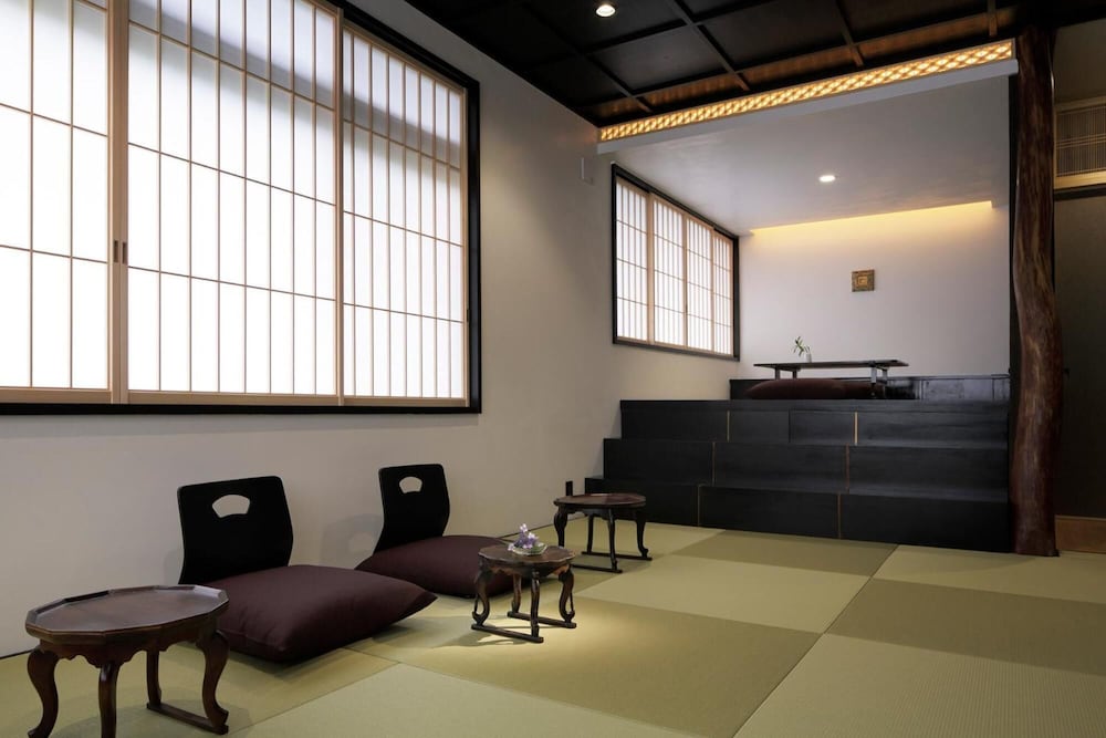 柚子屋旅館 金沢 緑草音 小松