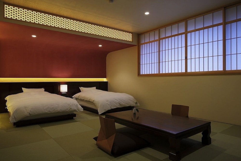 柚子屋旅館 金沢 緑草音 小松