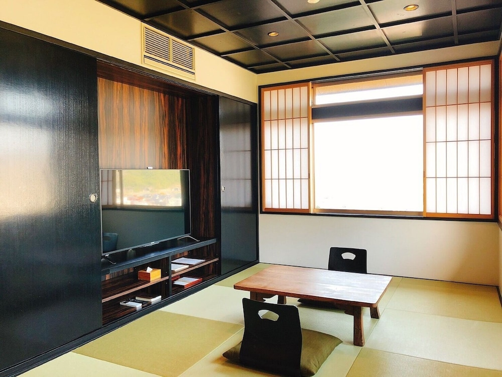 柚子屋旅館 金沢 緑草音 小松