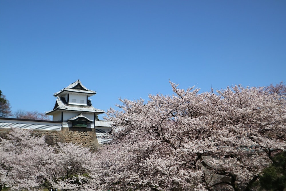 金沢白鳥路 ホテル山楽 小松