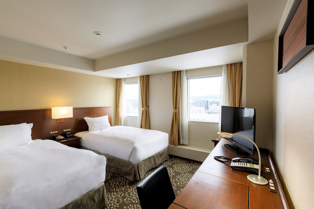 ANA ホリデイ・イン金沢スカイ IHG ホテル 小松