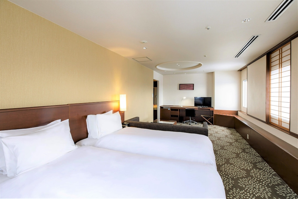 ANA ホリデイ・イン金沢スカイ IHG ホテル 小松