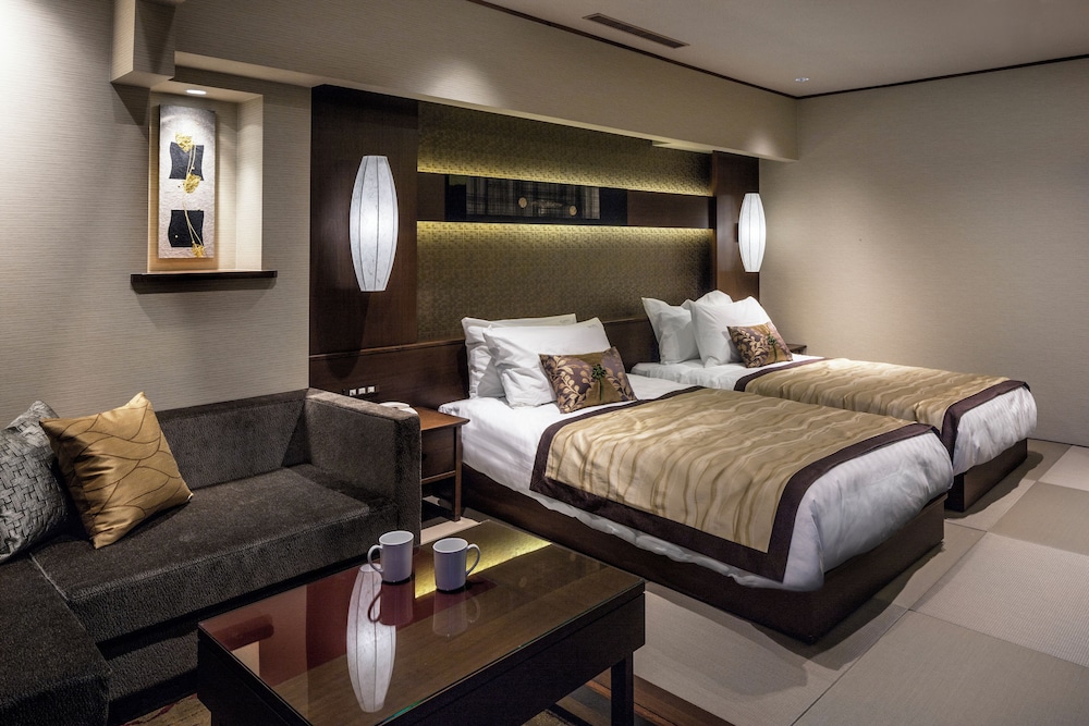 ANA ホリデイ・イン金沢スカイ IHG ホテル 小松