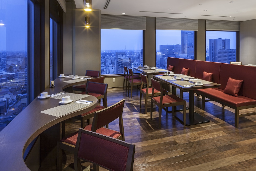 ANA ホリデイ・イン金沢スカイ IHG ホテル 小松