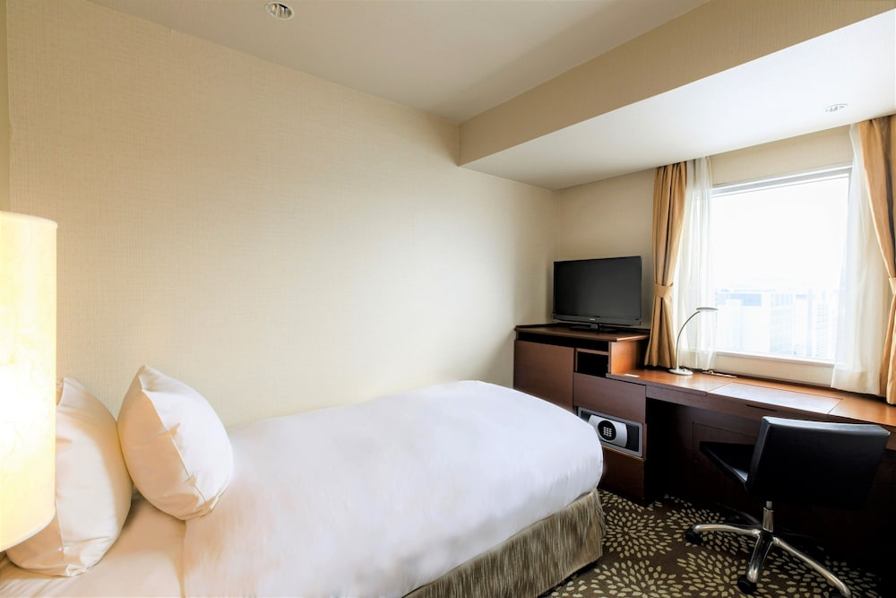 ANA ホリデイ・イン金沢スカイ IHG ホテル 小松
