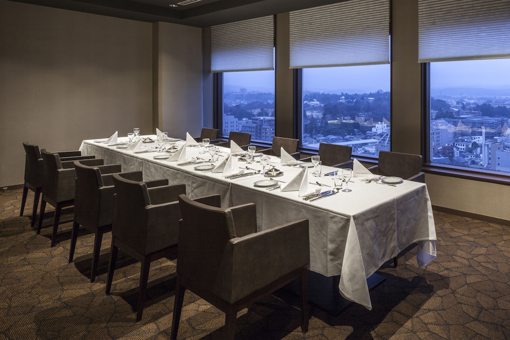 ANAホリデイ・イン金沢スカイ BY IHG 小松