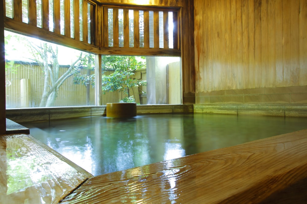 温泉めい想倶楽部 富士屋旅館 小松