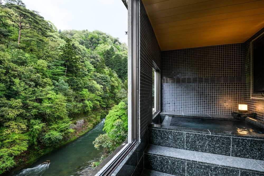 山中温泉 白鷺湯たわらや 小松
