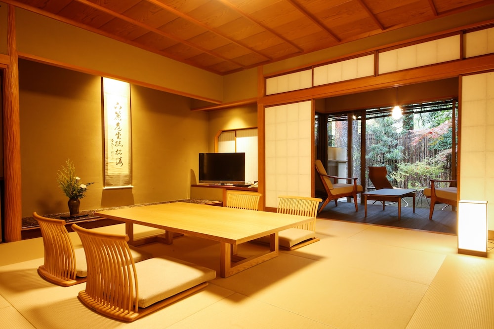 吉田屋山王閣 小松