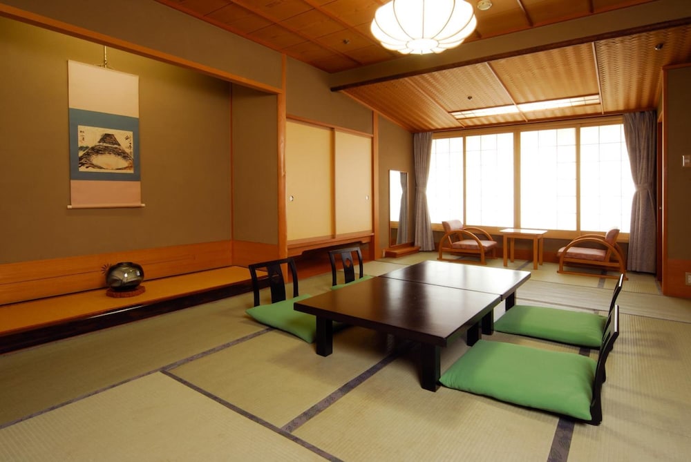 ゆ湯の宿 白山菖蒲亭 小松