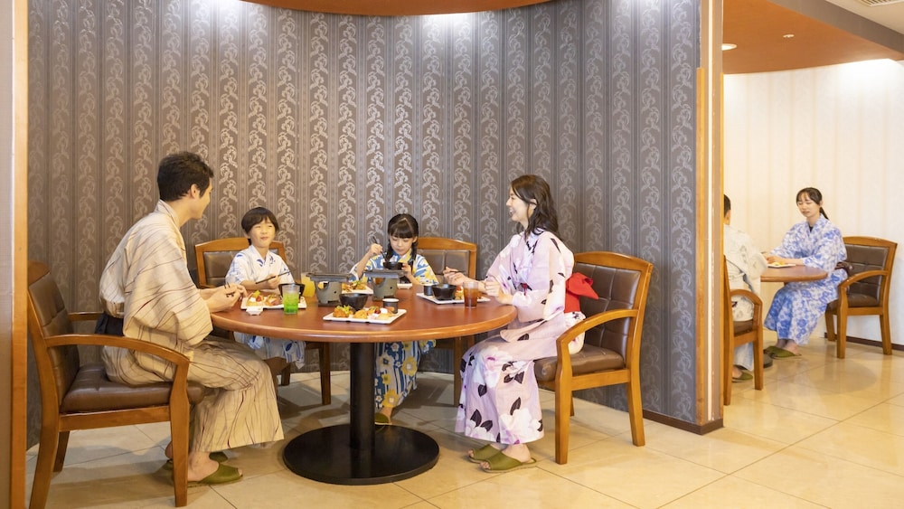 大江戸温泉物語 山代彩朝楽 小松