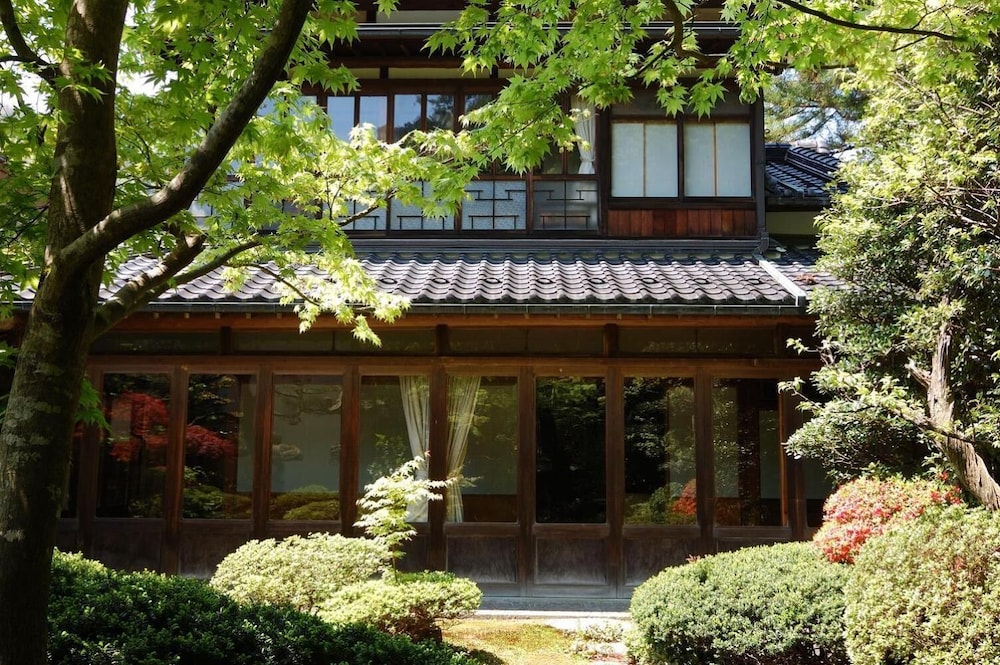 胡蝶 小松