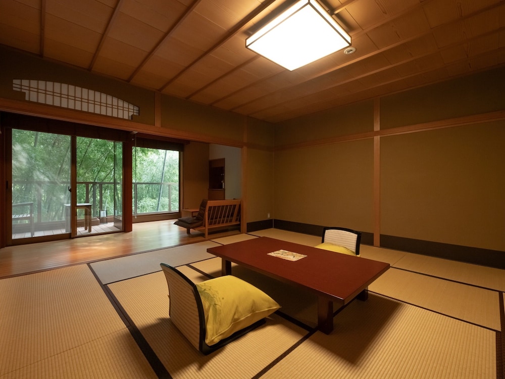 山中温泉　厨八十八 小松