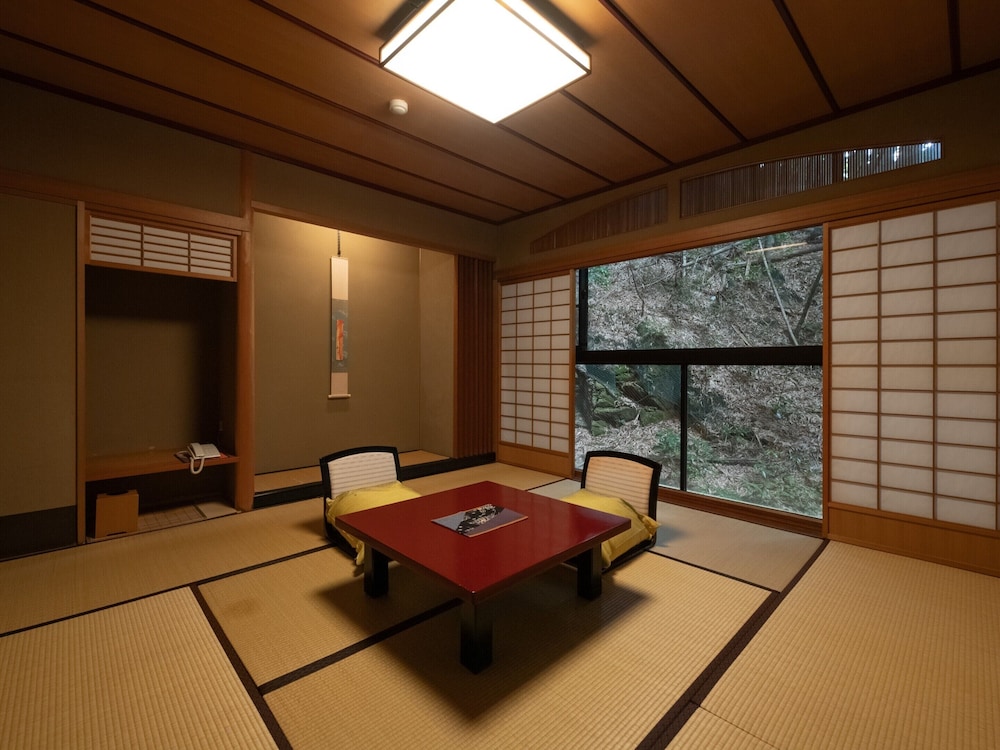 山中温泉　厨八十八 小松
