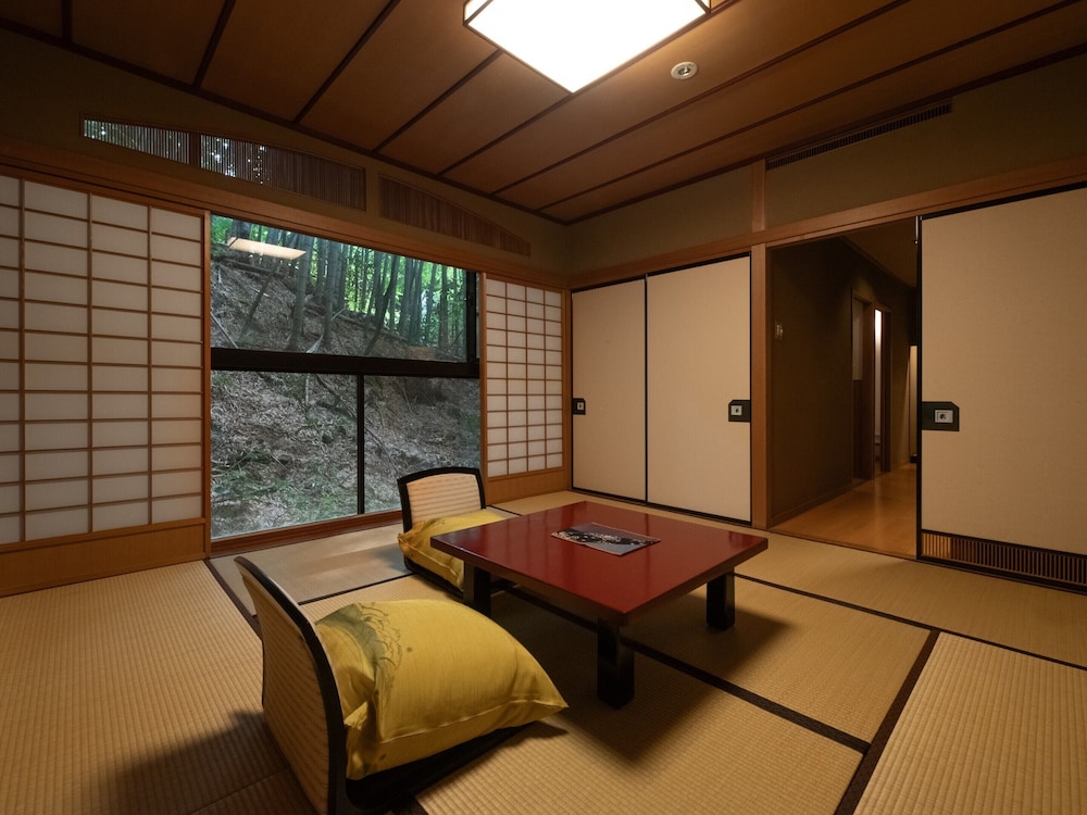 山中温泉　厨八十八 小松