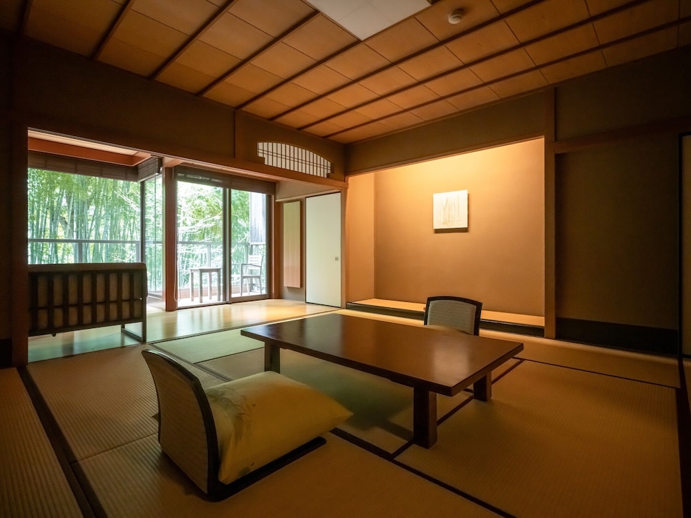 山中温泉　厨八十八 小松