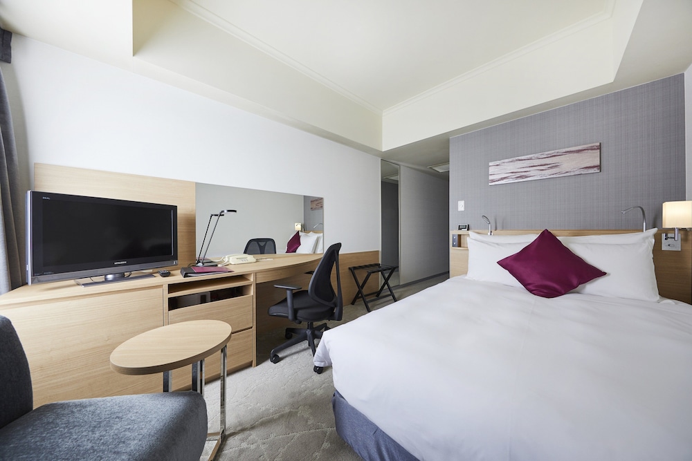 ANA クラウンプラザホテル金沢 IHG ホテル 小松