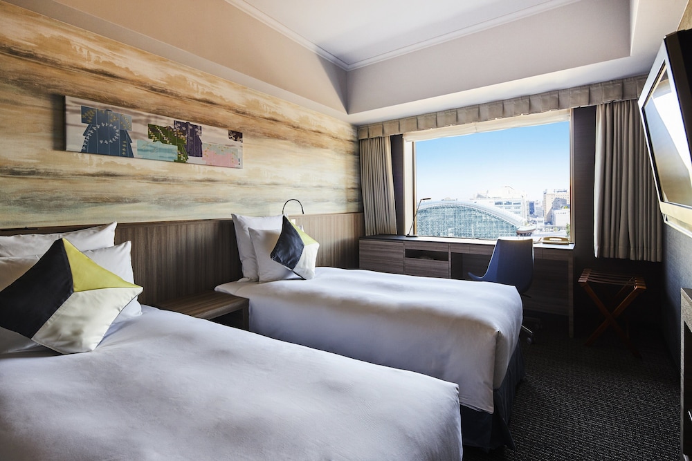 ANA クラウンプラザホテル金沢 IHG ホテル 小松