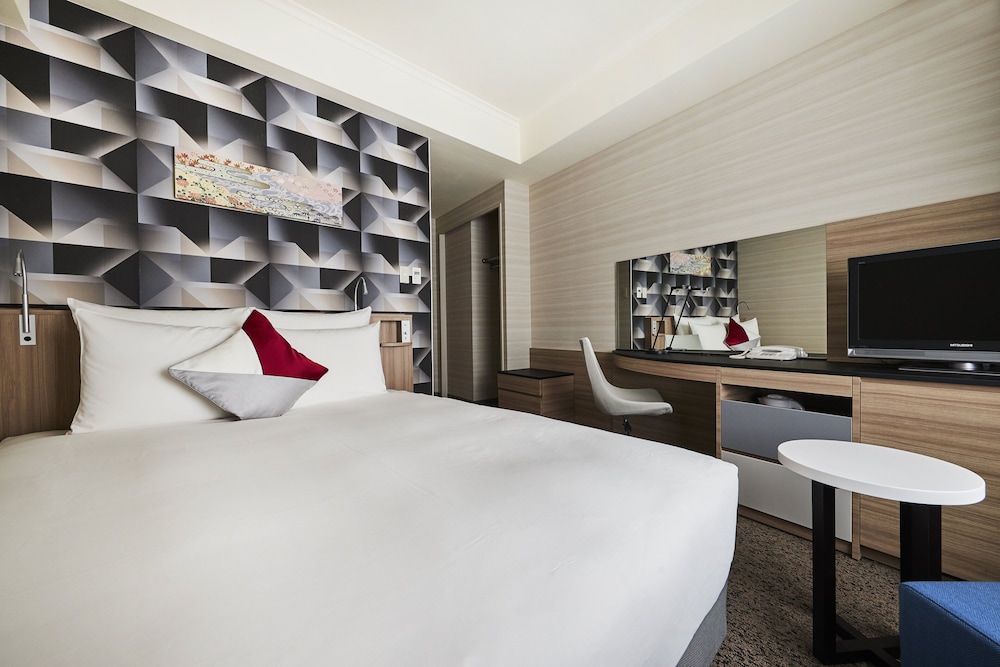 ANA クラウンプラザホテル金沢 IHG ホテル 小松
