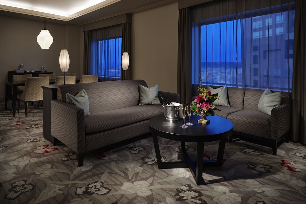 ANA クラウンプラザホテル金沢 IHG ホテル 小松