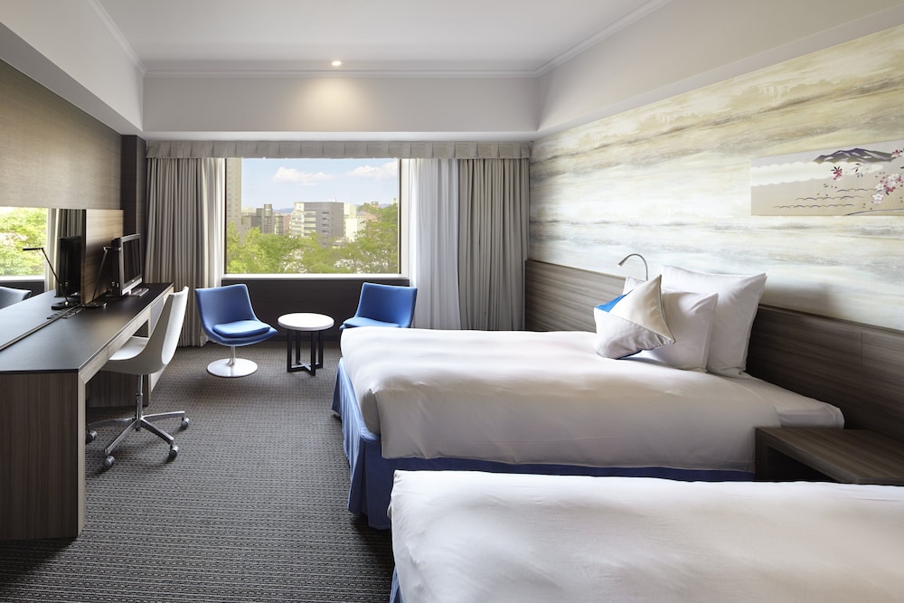 ANA クラウンプラザホテル金沢 IHG ホテル 小松